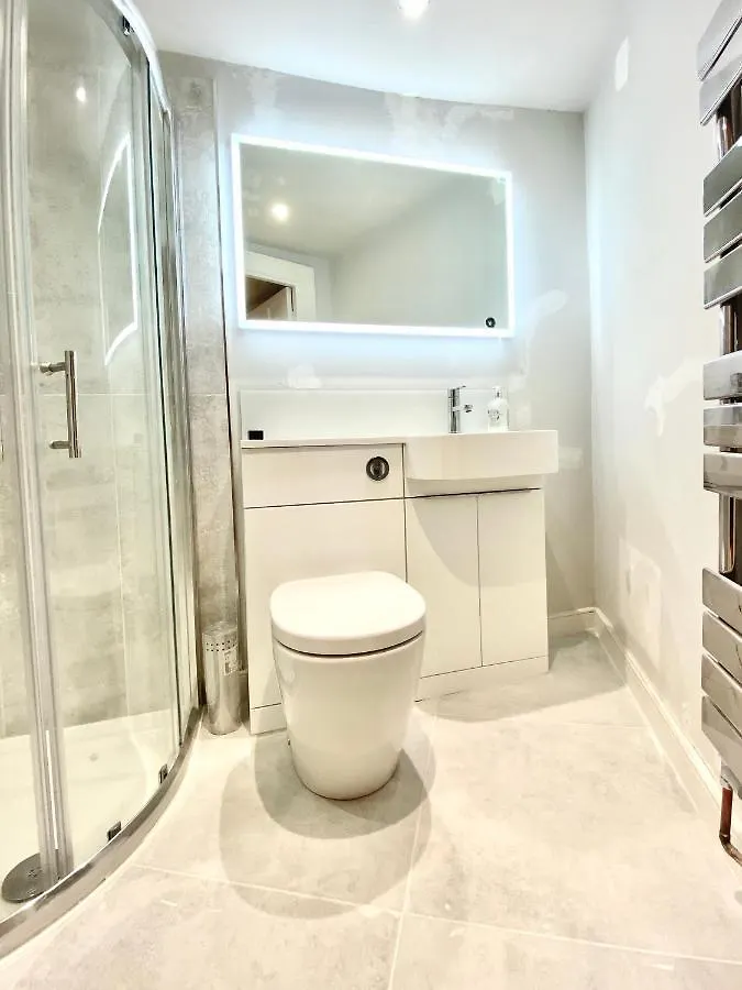 The Apartment, Bath Holiday home